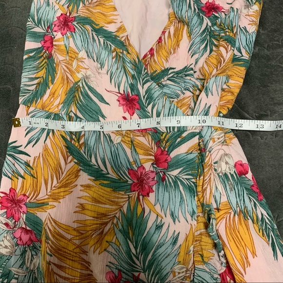 Lulu’s | LIKE NEW | Baby Pink Floral Wrap Mini Dress | L - Picture 11 of 15